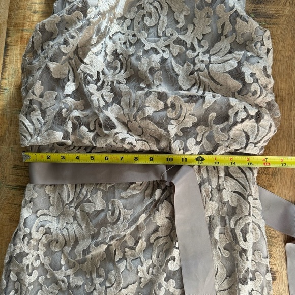 Tadashi Shoji Blouson Sand Beige Floral Lace
Overlay Cocktail Dress Size 8 - Picture 9 of 17